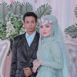 Anni Threeanni profile icon