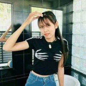 โม 'เนม profile icon