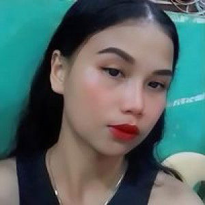 Lala Villalino profile icon