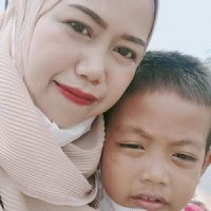 Mey Dinayanti profile icon