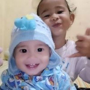 Silvia Zulmawati Sikumbang profile icon