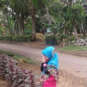 Eka Styanie profile icon