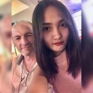 Rung Rungthiwa profile icon