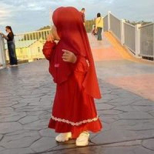 Chessy Inayah profile icon