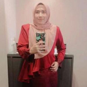 Puan Noniey Norudin profile icon