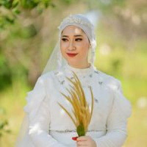 Che Wan Nur Shuhada profile icon