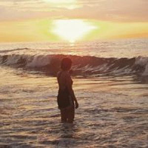 Maan Charmaine profile icon