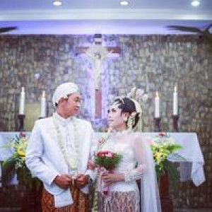 Veronica Eny Ajh profile icon