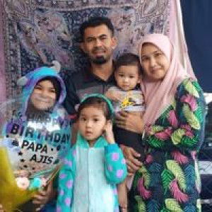 Putri Ajis profile icon