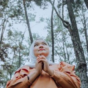 Difta Agustheany Iskandar profile icon