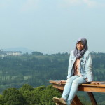 Siti Munawaroh profile icon