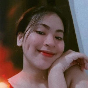 regine hinaniban profile icon