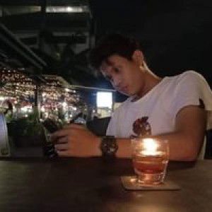 Iskandar Zulkarnain profile icon