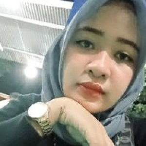 Suci Cici Pratiwi profile icon