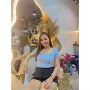 Joana Lozano - Manaloto profile icon