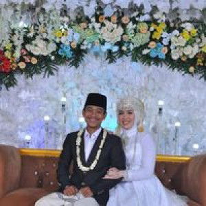 Luthfiyah Syahad profile icon