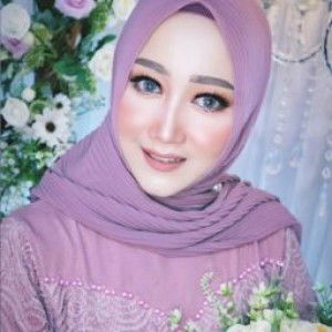 Lilik Nadhifah profile icon