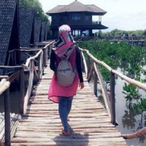 Siti Komalasari Part II profile icon