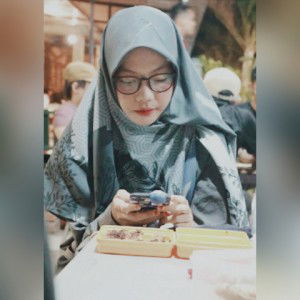 Iin Dwi Nuraprilia Patani profile icon