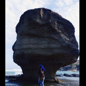 yulia andini pratiwi profile icon