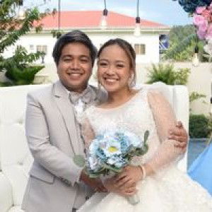 Lorraine Reyes Enriquez profile icon