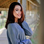 Elvie Luthfia Fatimah profile icon