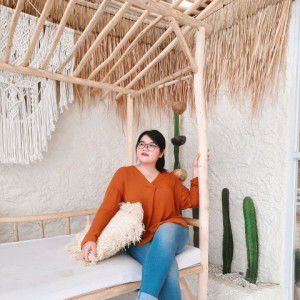 dinda lukita profile icon