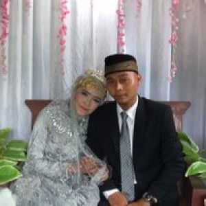 Dwi Agustin profile icon