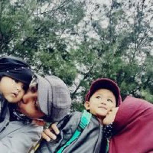 Iza Faiza profile icon