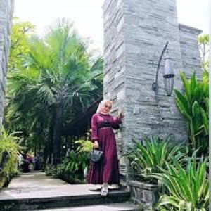 Revena Eka Hawhaw profile icon