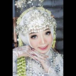 Lindha Rafika profile icon