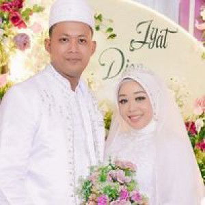 Dian Pratiwi profile icon