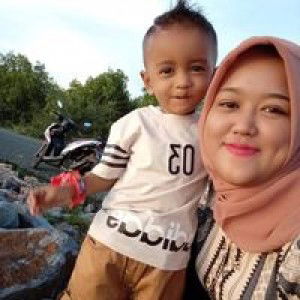 Ratna Dewi profile icon