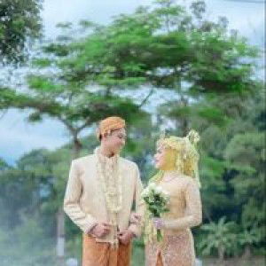 Erika Yuliani L profile icon