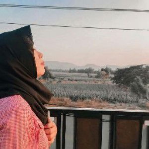 Erviana Dwi Ganevi profile icon