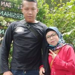 Alfy Azizia profile icon