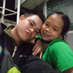 อม ยิ้ม profile icon