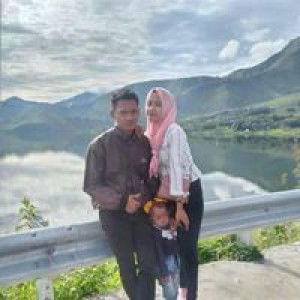 Yully Tanama profile icon