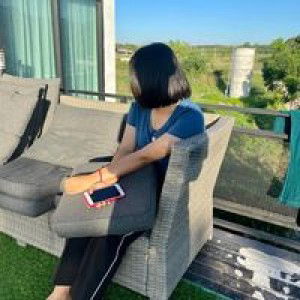 ซี' นา. profile icon