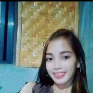 Mae Lozada profile icon