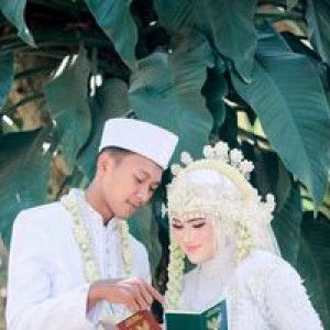 Ayu Nur Fauziah profile icon