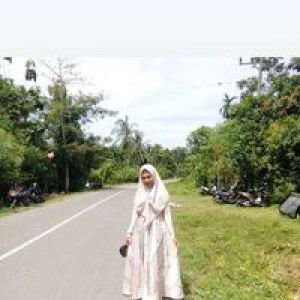 Ayne Violet profile icon