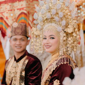 fitri susanti profile icon