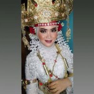 Novita Sari profile icon