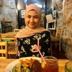 nurul fatin profile icon