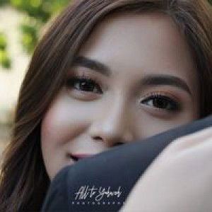 Ronna Amor Reales profile icon