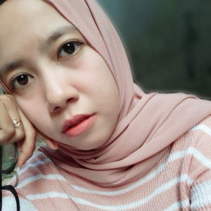 reny rahma profile icon