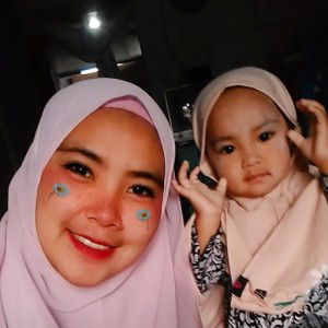 Heni Juhaeni profile icon