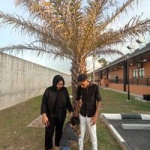 Aliy Iskandar Anuar profile icon