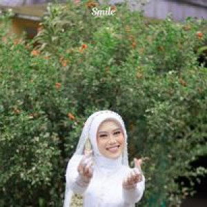 Siti Chaerotul Mukaromah profile icon